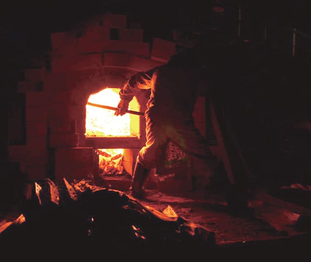 モリモトホーム「クレイマイスターライト」タイル制作風景（提供写真）